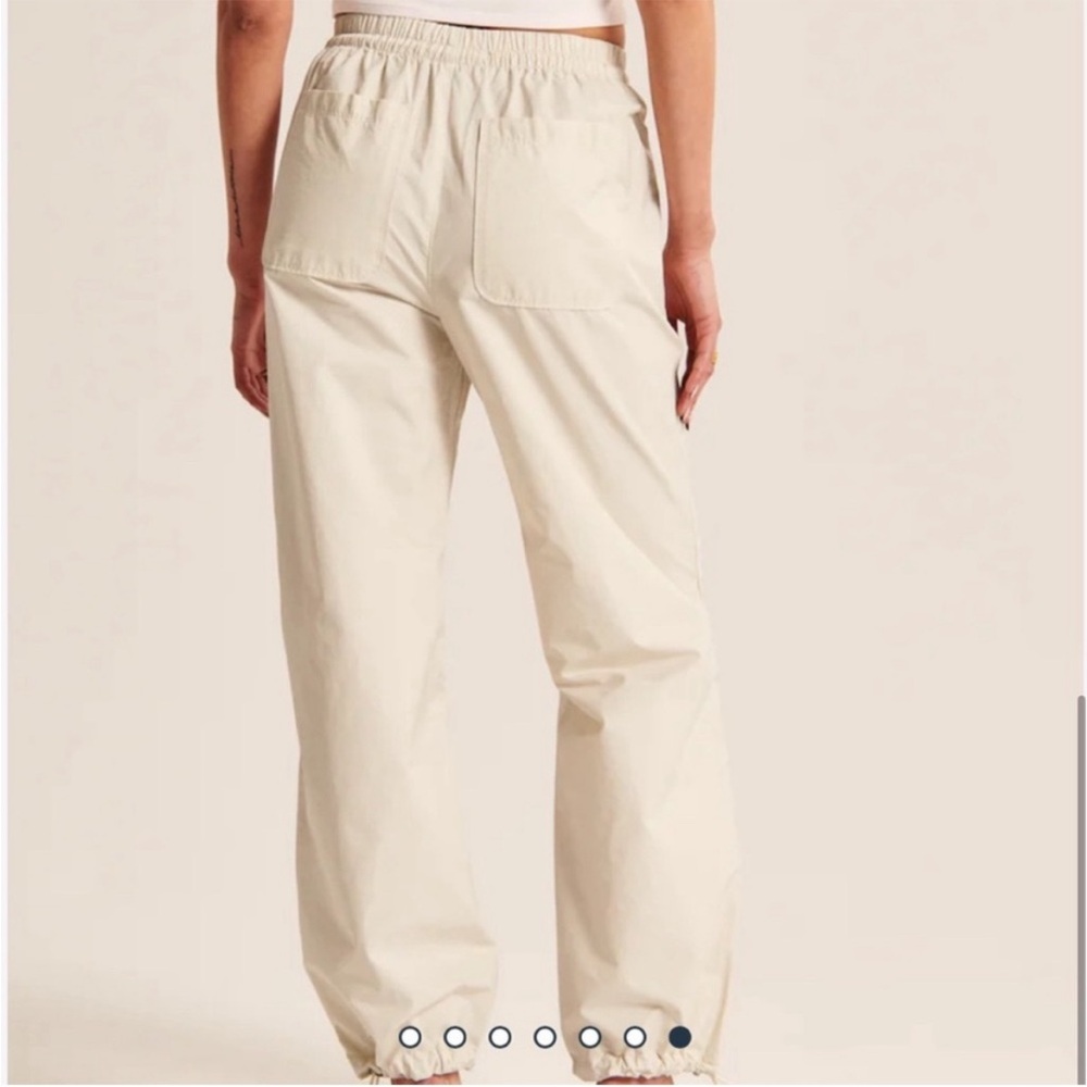 Abercrombie and Fitch Parachute pants size xs short - Picture 2 of 6